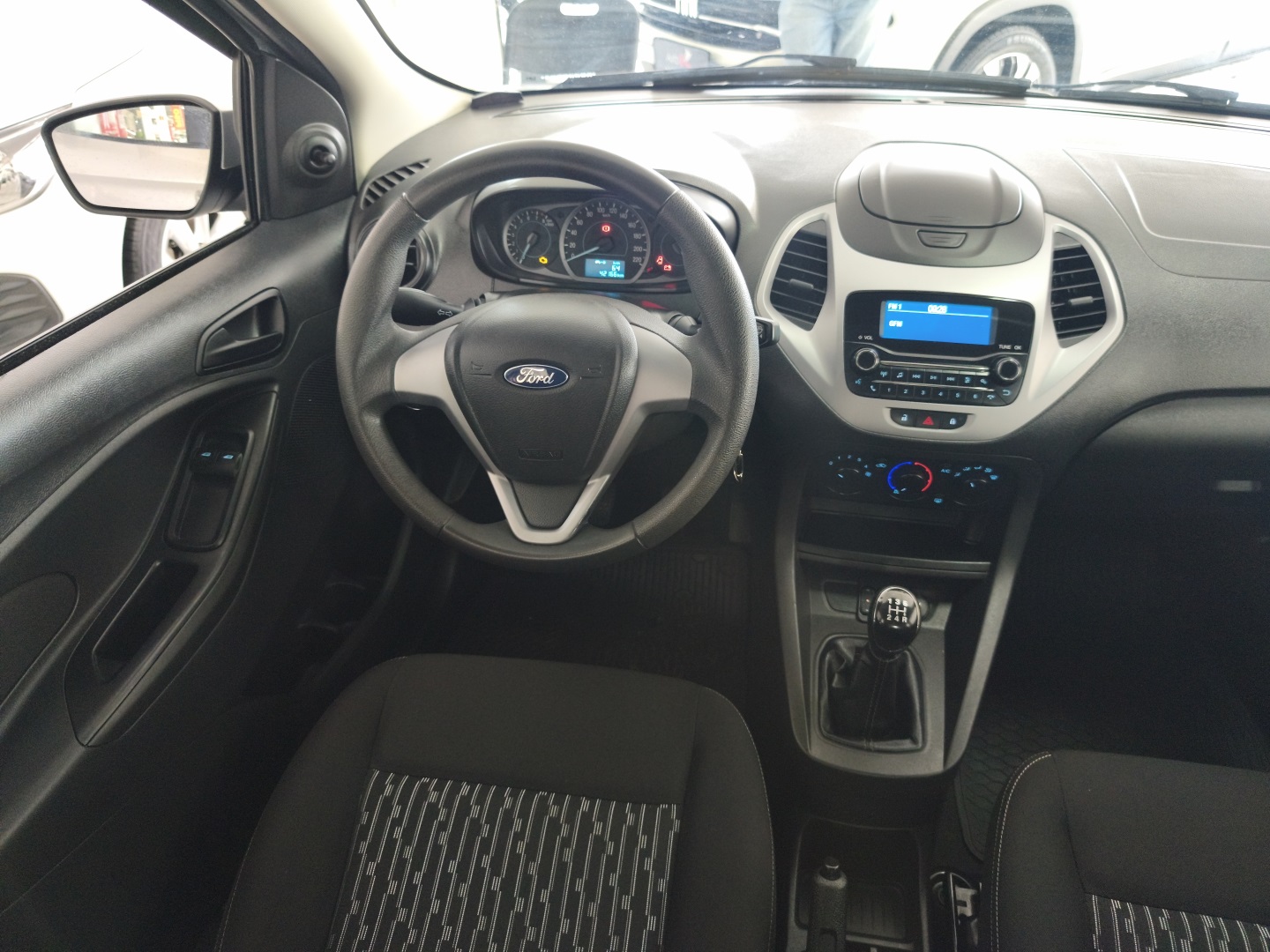 FORD KA