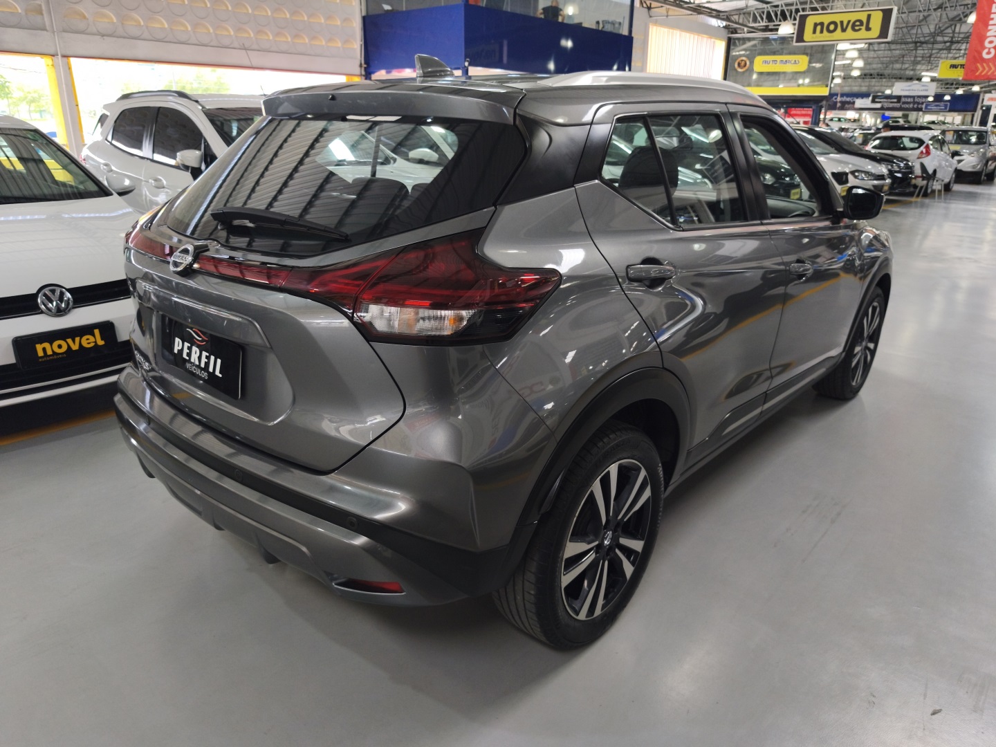 NISSAN KICKS
