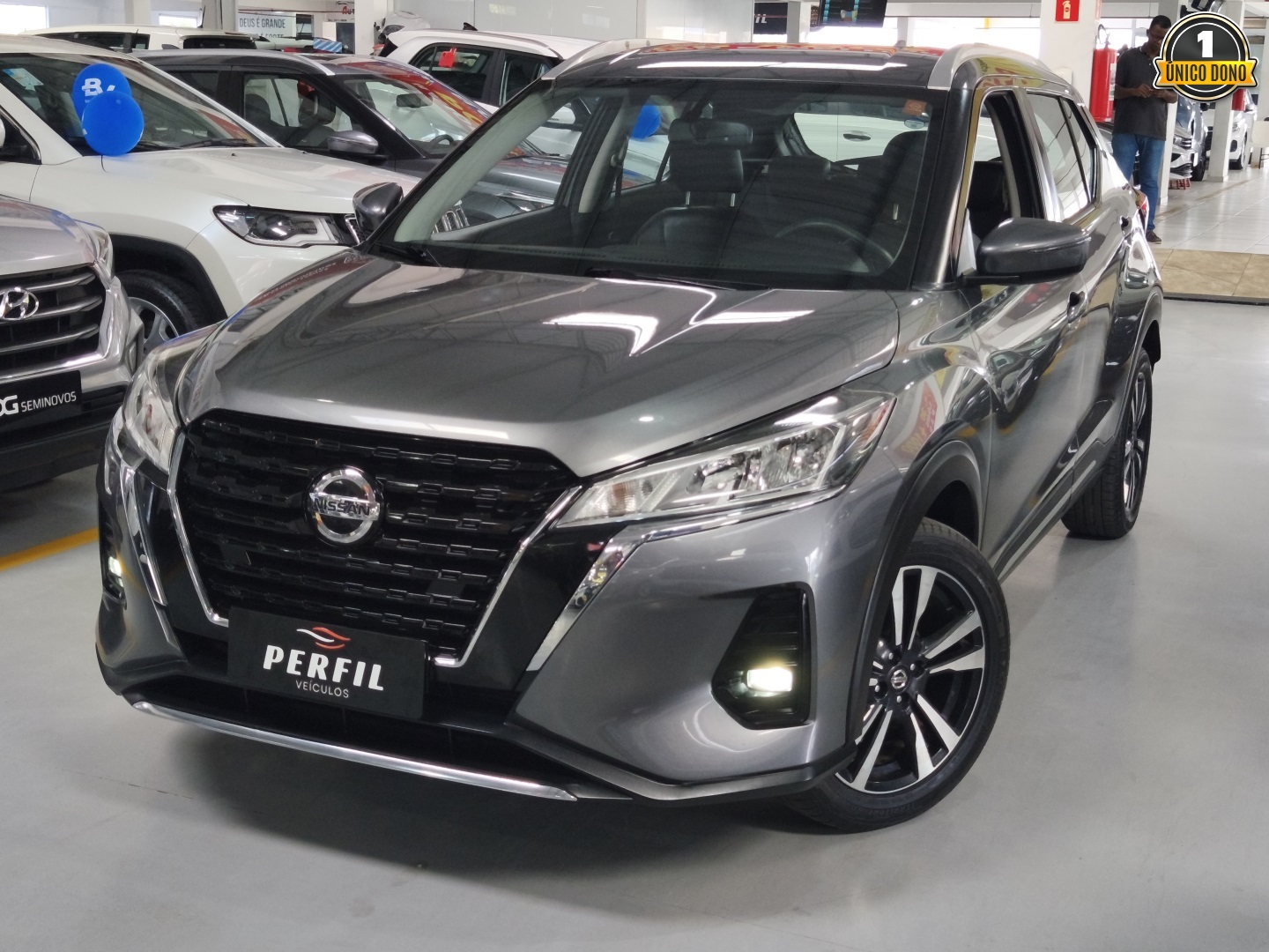 NISSAN KICKS