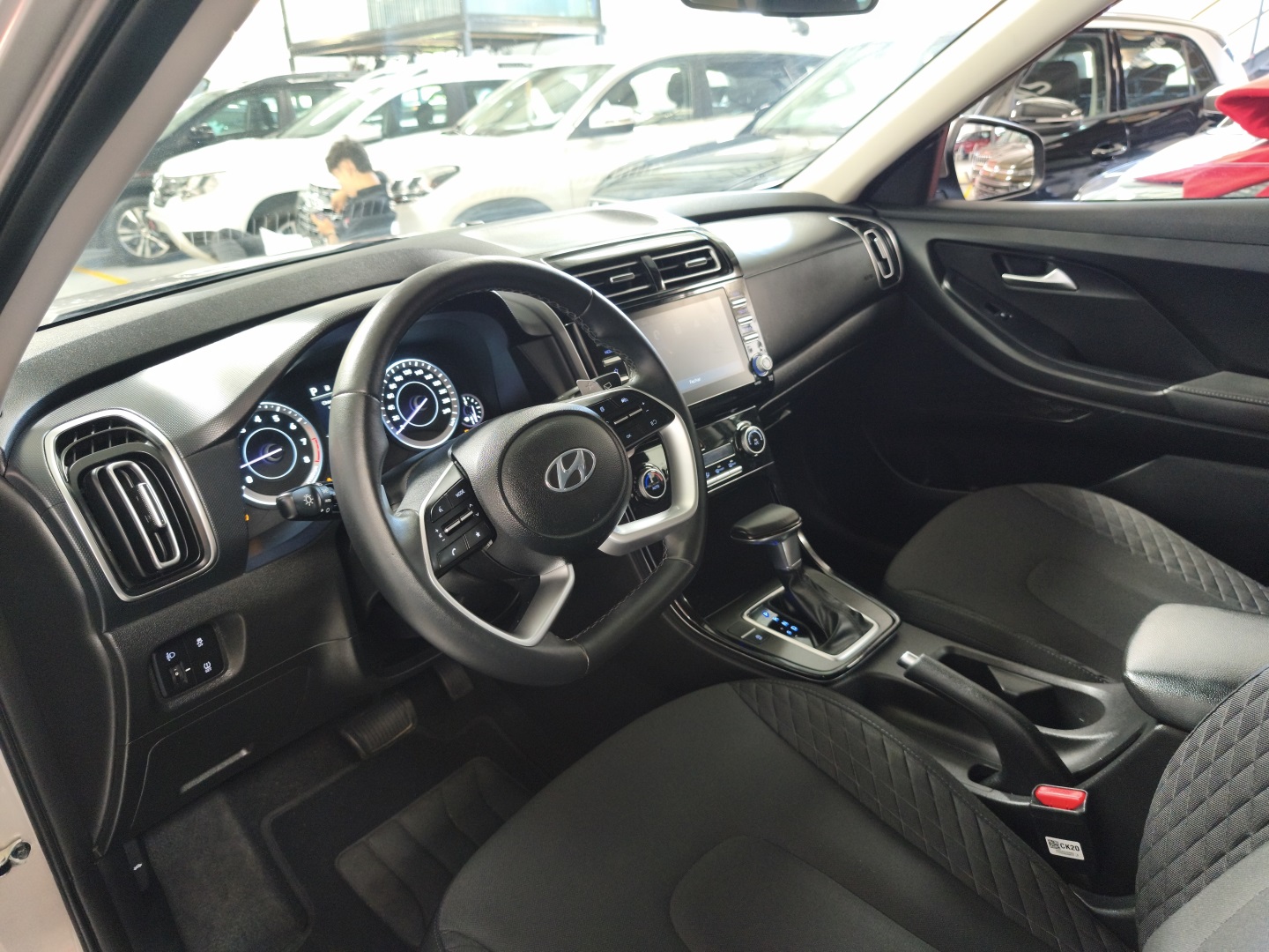 HYUNDAI CRETA