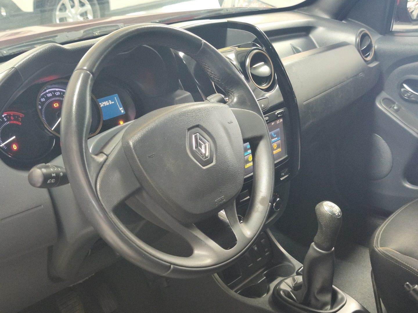 RENAULT DUSTER