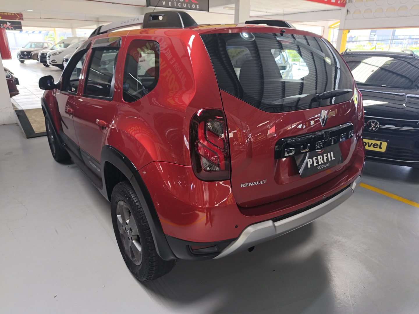 RENAULT DUSTER