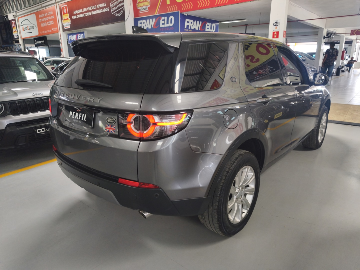 LAND ROVER DISCOVERY SPORT