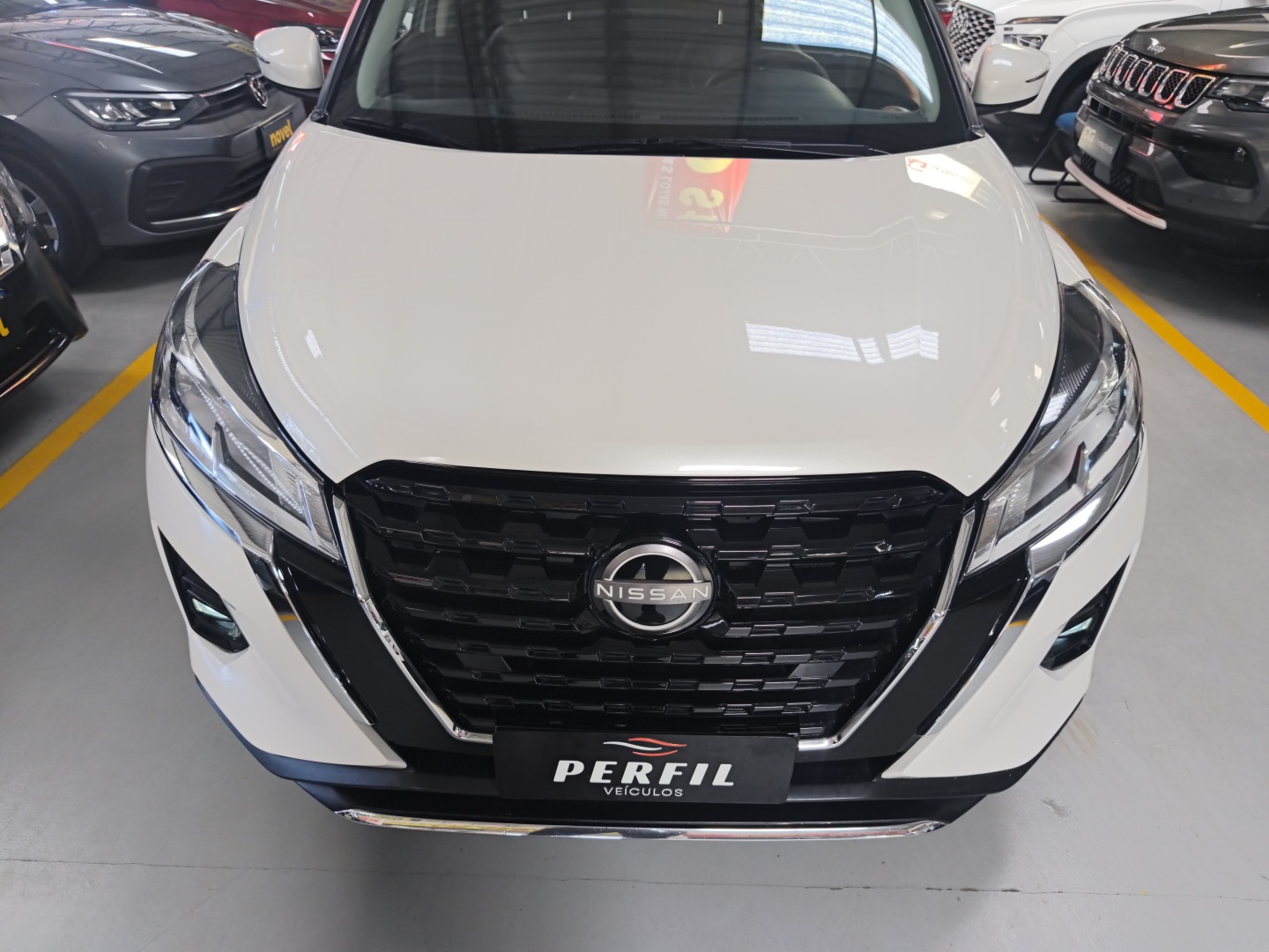 NISSAN KICKS