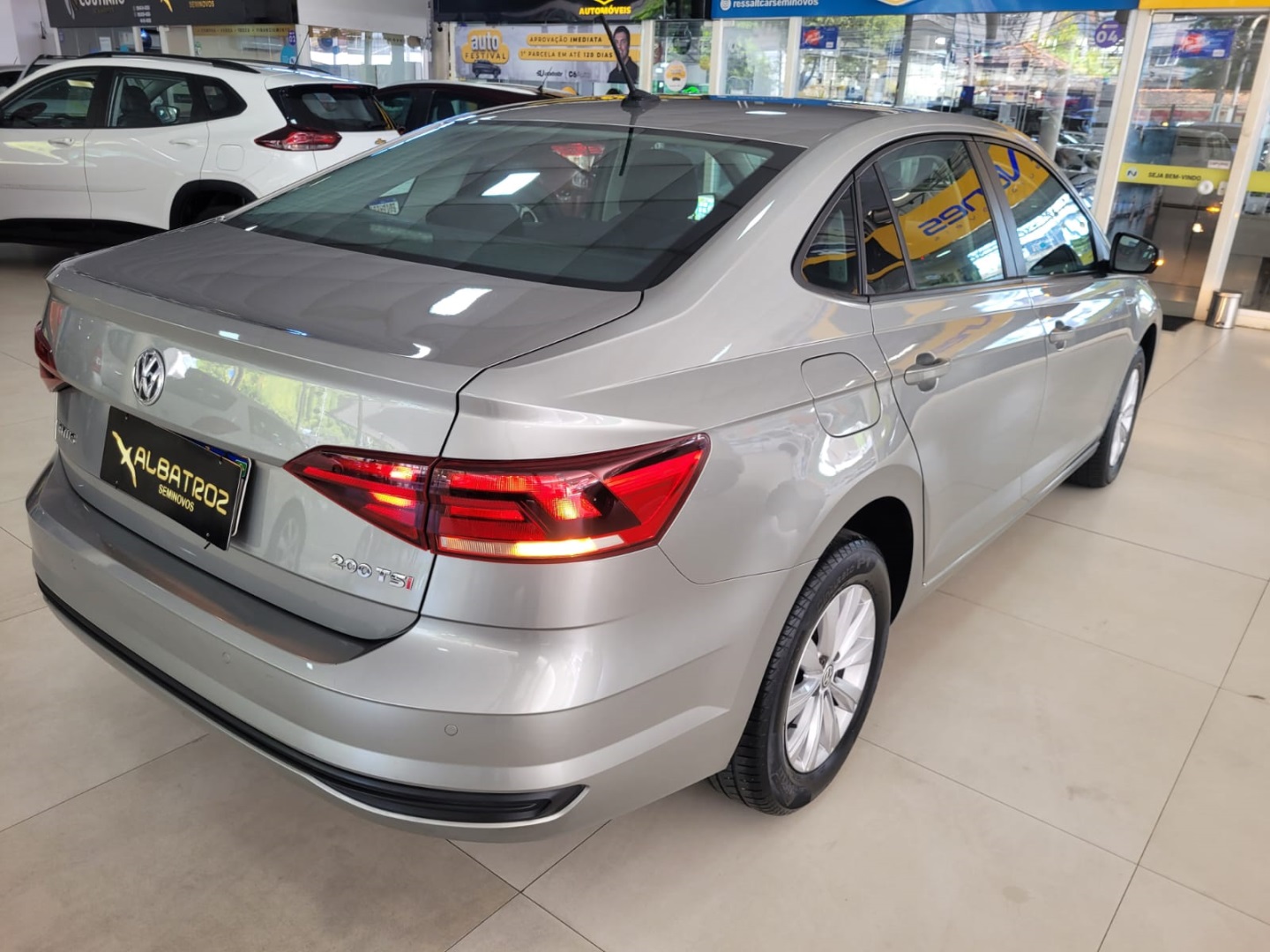 VOLKSWAGEN VIRTUS