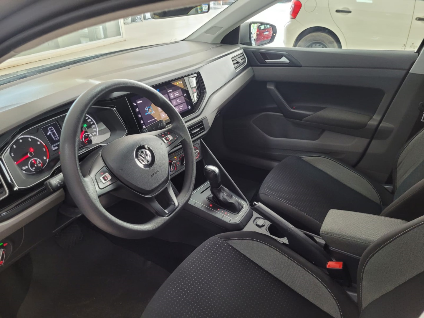 VOLKSWAGEN VIRTUS