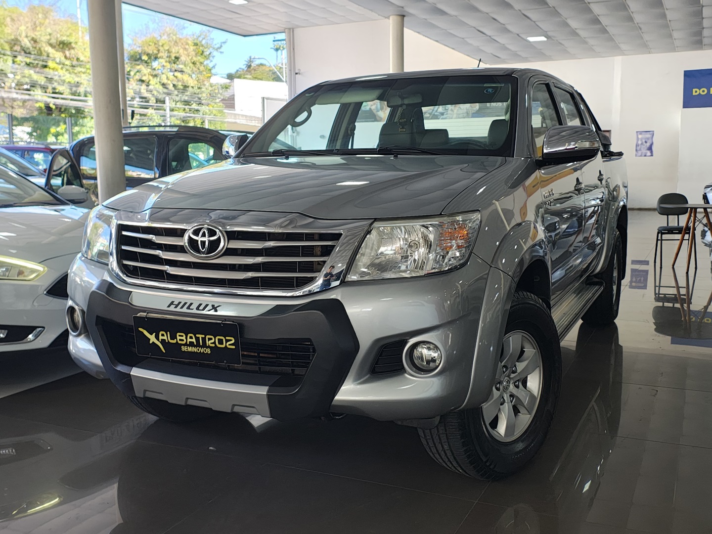 TOYOTA HILUX