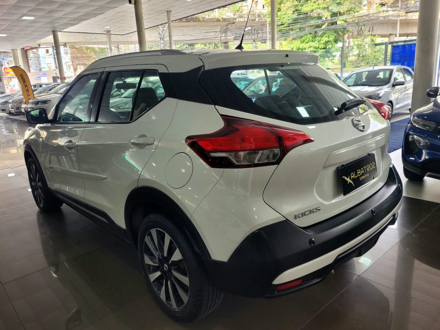 NISSAN KICKS