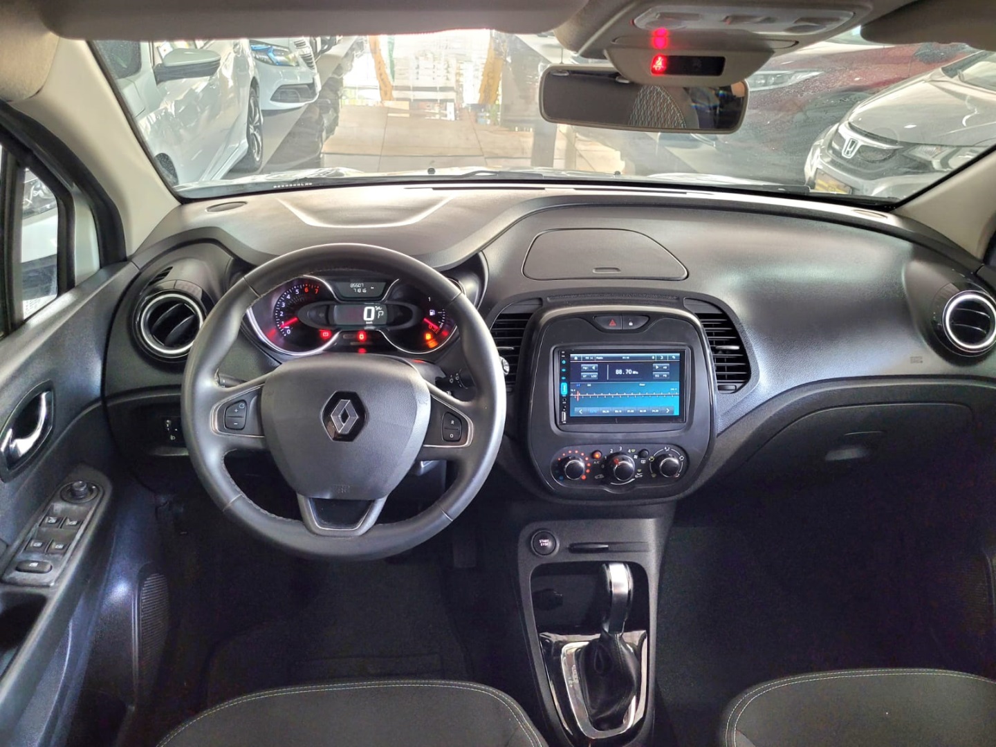 RENAULT CAPTUR