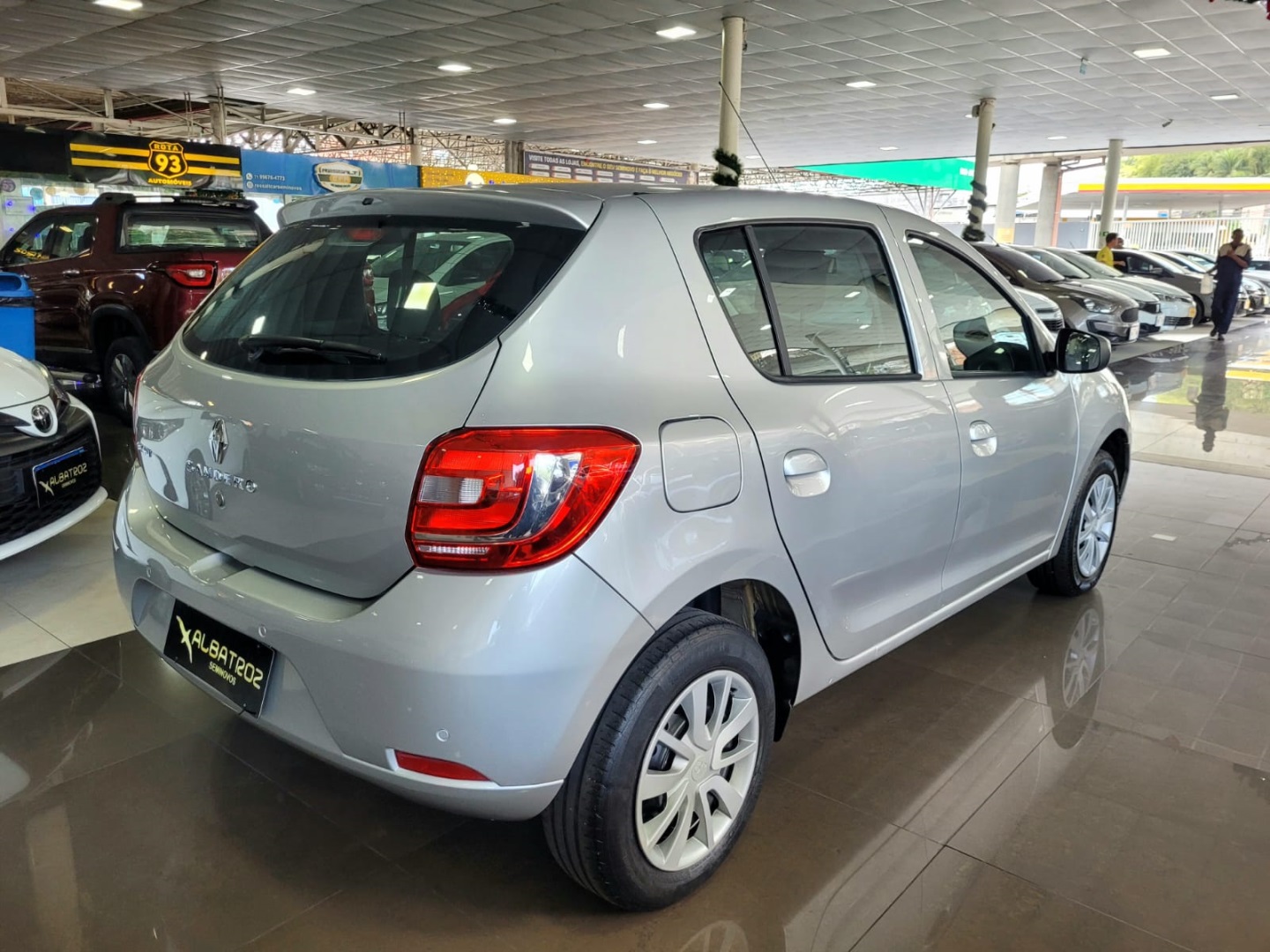 RENAULT SANDERO