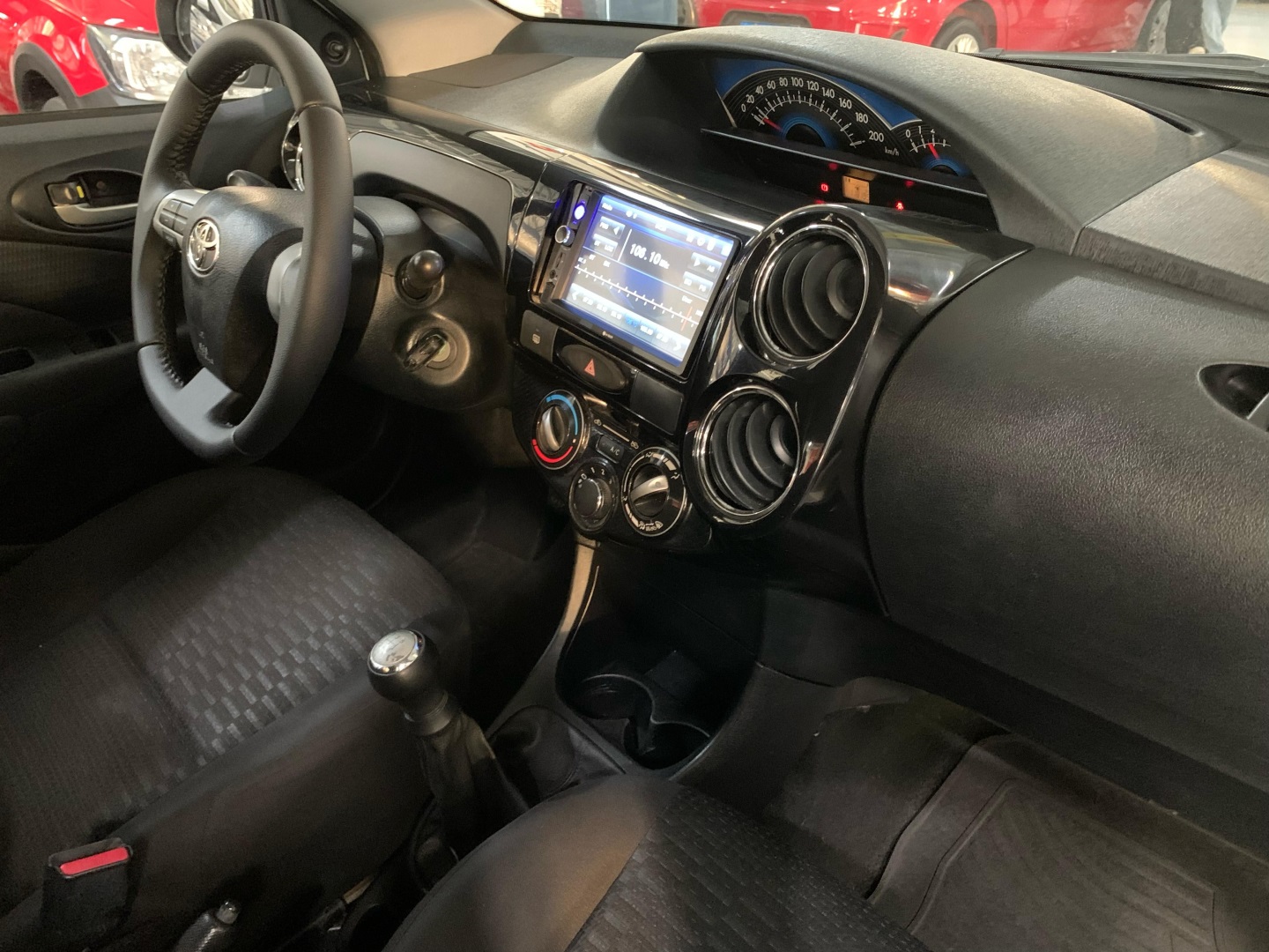 TOYOTA ETIOS