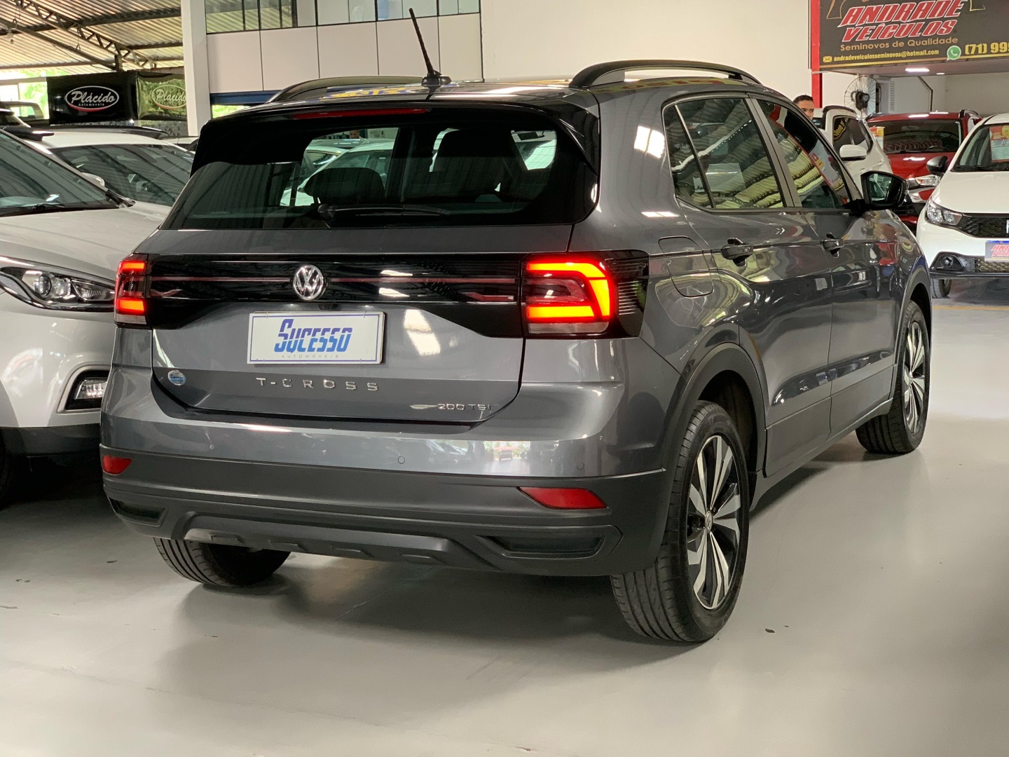 VOLKSWAGEN T-CROSS