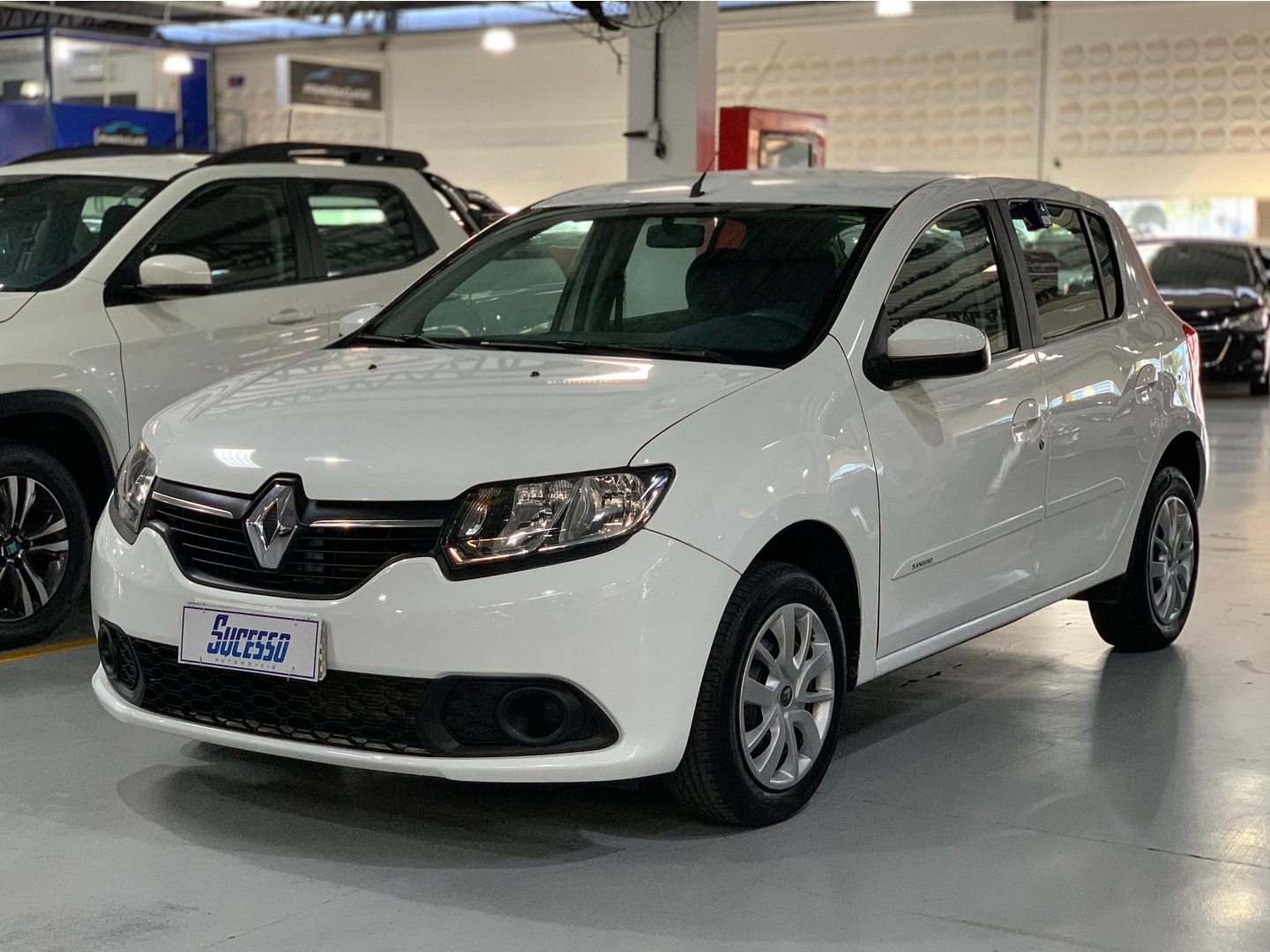 RENAULT SANDERO