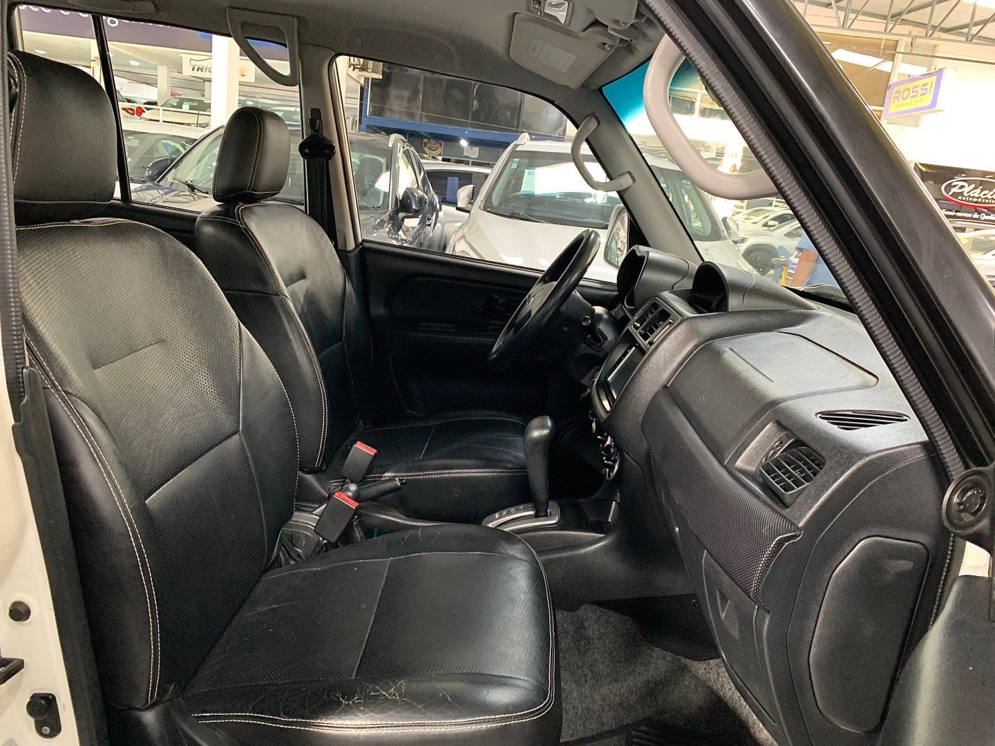MITSUBISHI PAJERO TR4
