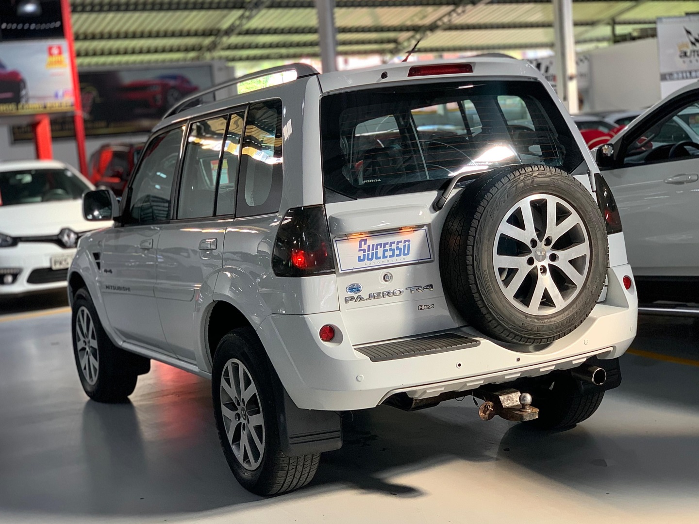 MITSUBISHI PAJERO TR4