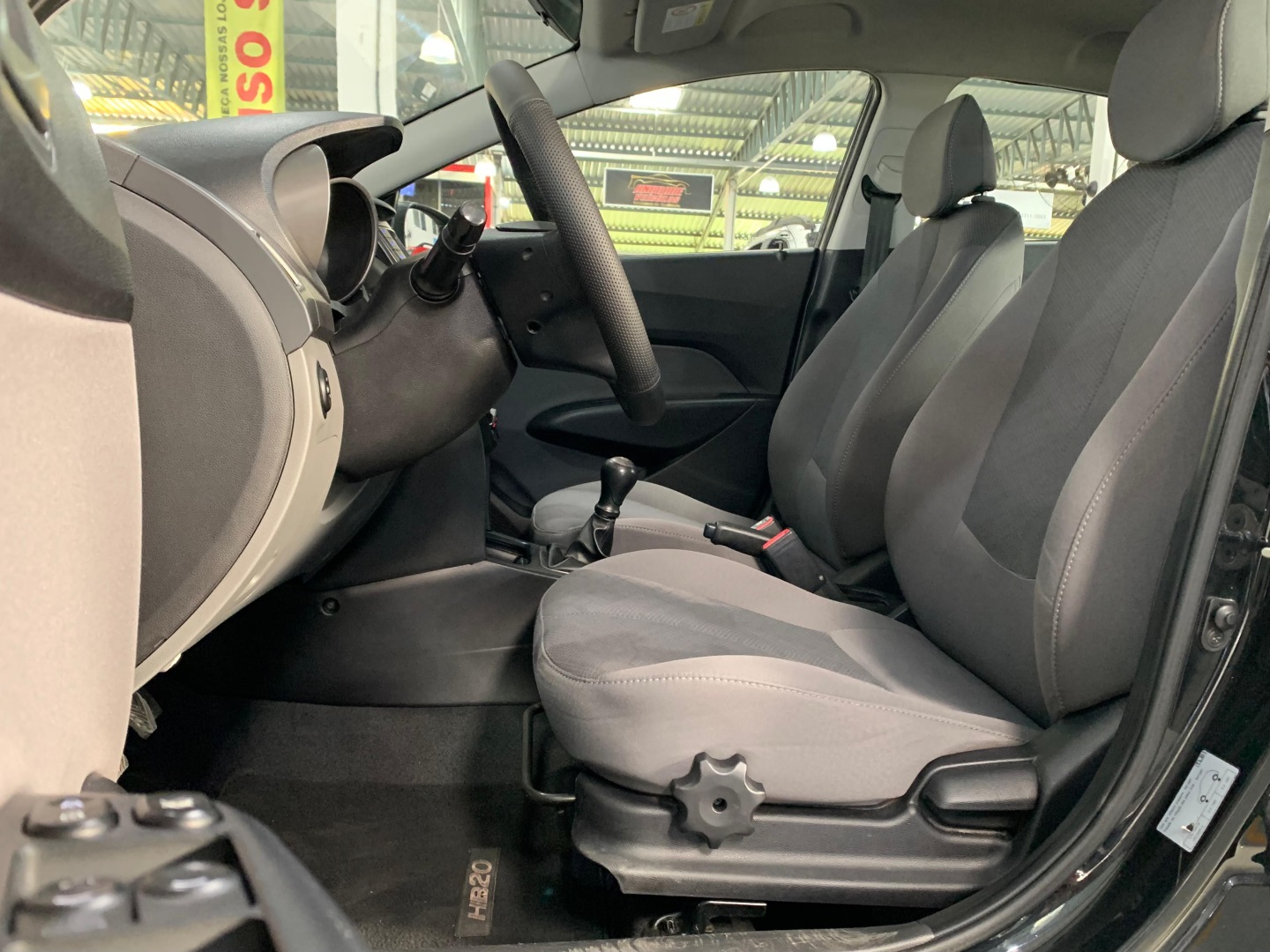 HYUNDAI HB20S