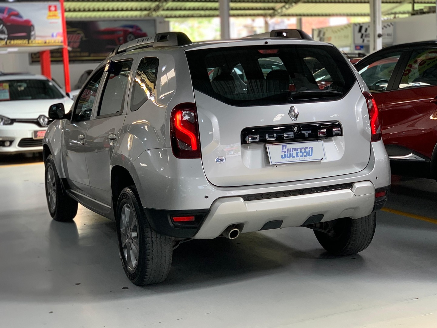 RENAULT DUSTER