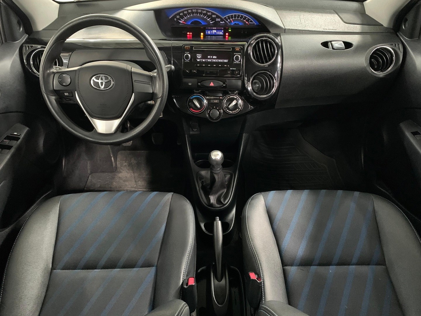 TOYOTA ETIOS