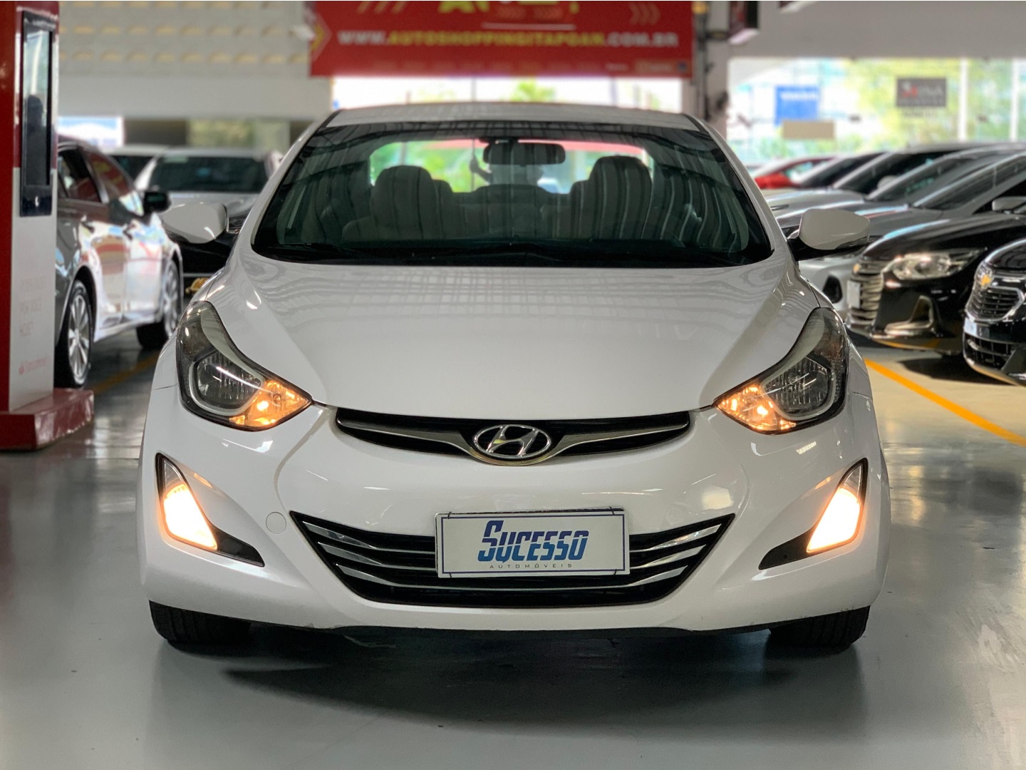 HYUNDAI ELANTRA