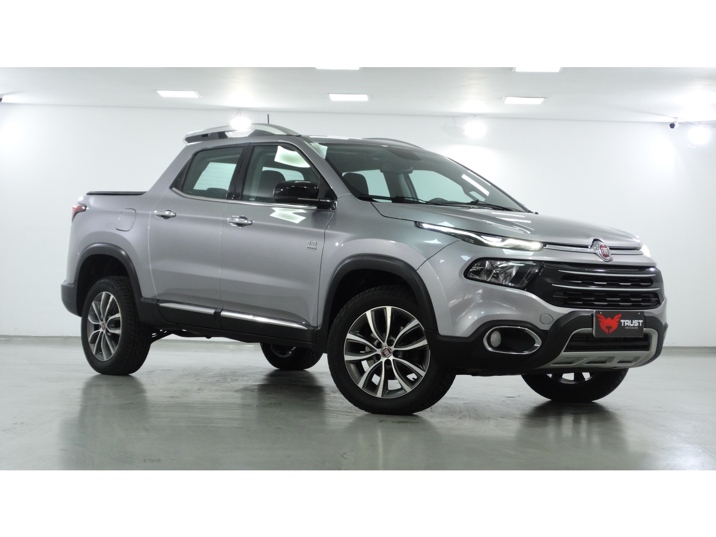2.0 16V TURBO DIESEL VOLCANO 4WD AT9