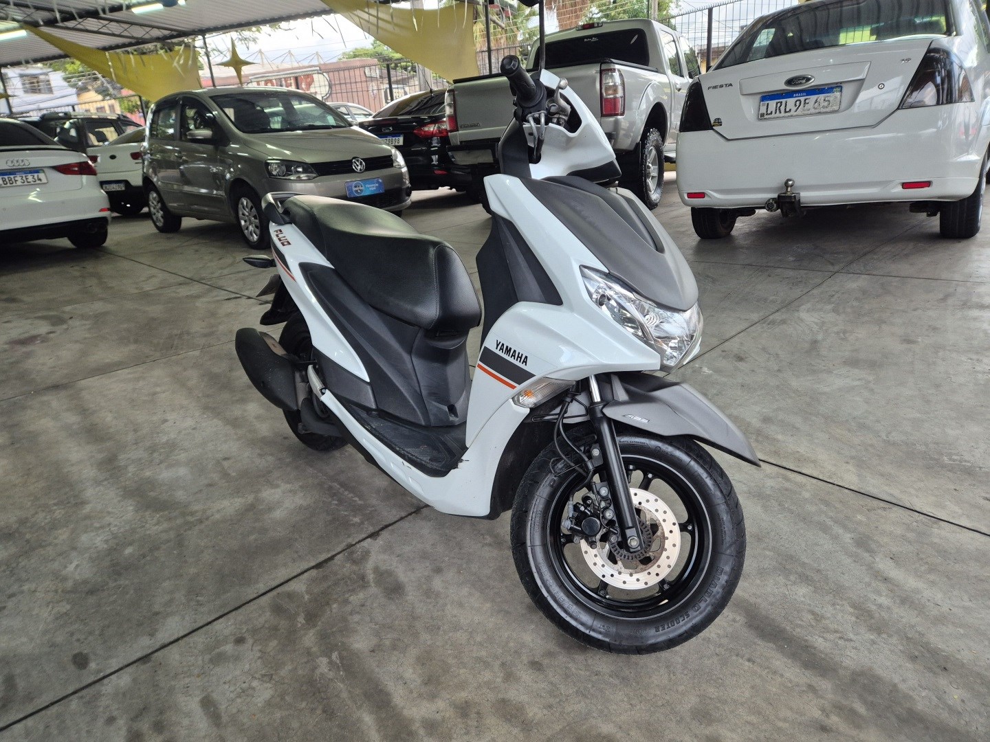 YAMAHA FLUO 125 ABS FLUO 125 ABS