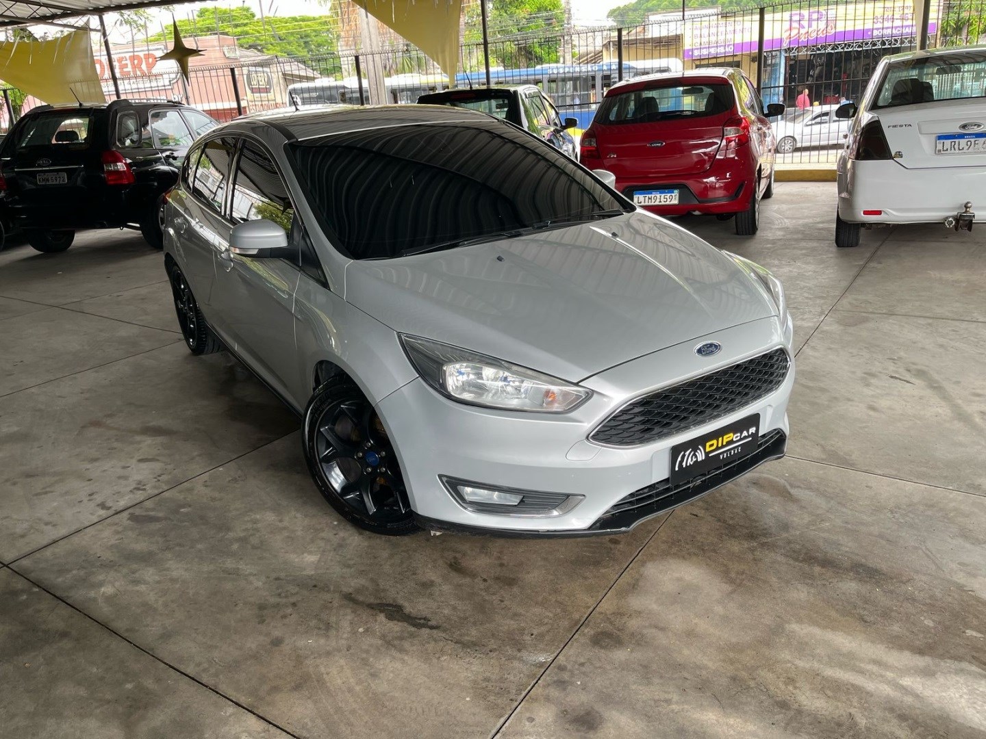 FORD FOCUS 2.0 SE FASTBACK 16V FLEX 4P POWERSHIFT
