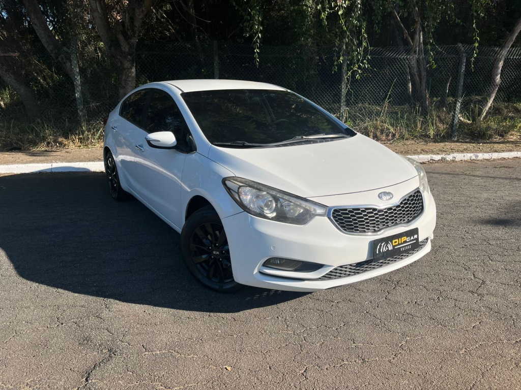 KIA CERATO 1.6 SX 16V FLEX 4P AUTOMÁTICO