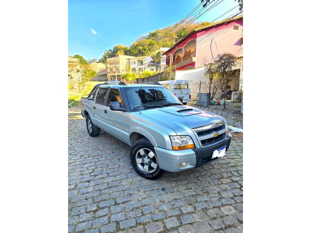 CHEVROLET S10 2.4 MPFI EXECUTIVE 4X2 CD 8V FLEX 4P MANUAL