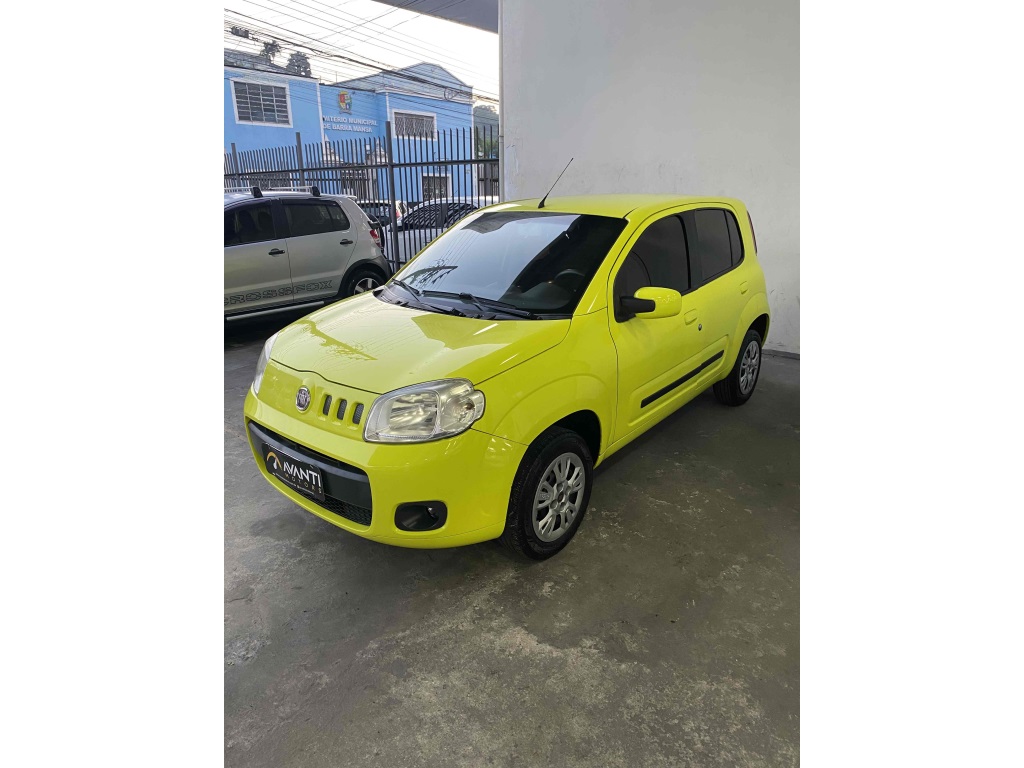 FIAT UNO 1.0 VIVACE 8V FLEX 4P MANUAL