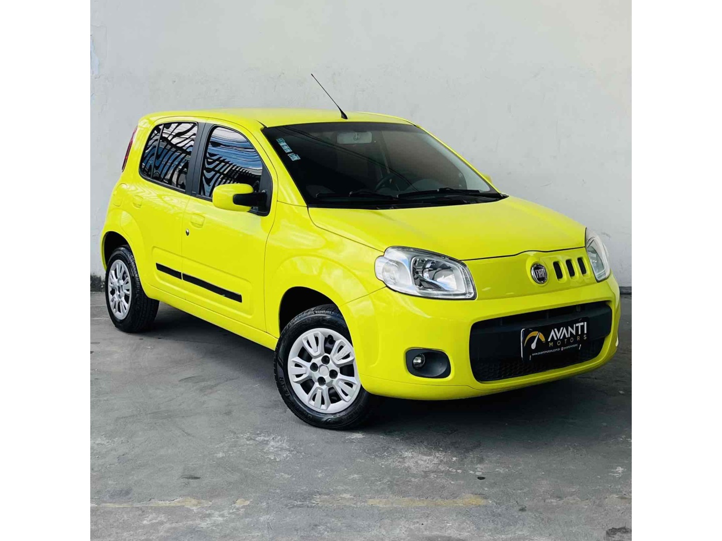 FIAT UNO 1.0 VIVACE 8V FLEX 4P MANUAL