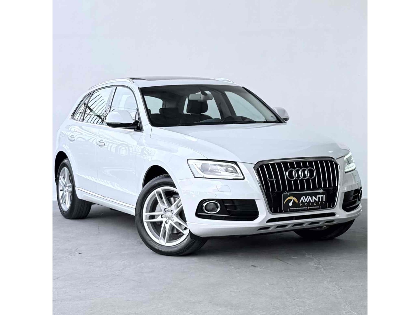 AUDI Q5 2.0 TFSI AMBIENTE 16V 225CV GASOLINA 4P AUTOMÁTICO