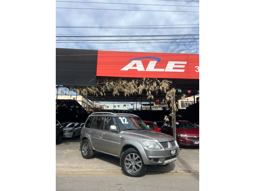 MITSUBISHI PAJERO TR4 2.0 4X2 16V 140CV FLEX 4P MANUAL