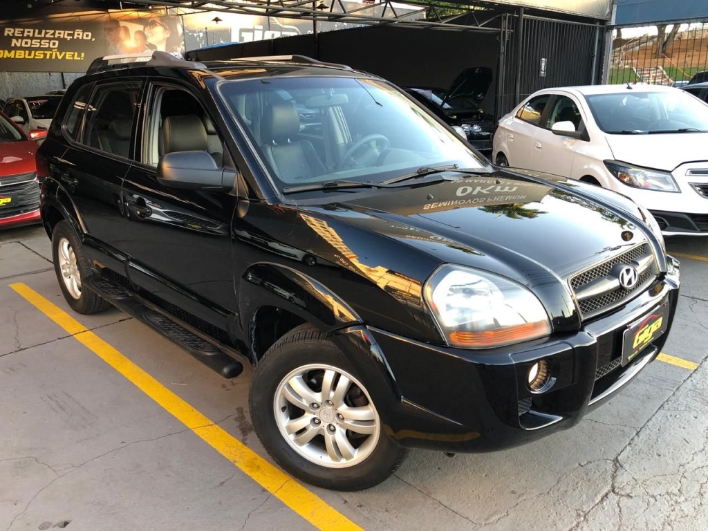 HYUNDAI TUCSON 2.0 MPFI GL 16V 142CV 2WD GASOLINA 4P AUTOMÁTICO