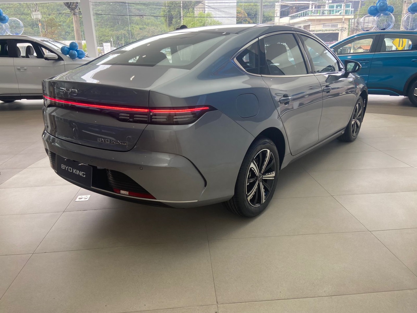 KING 1.5 DM-I PHEV GL AUTOMÁTICO3