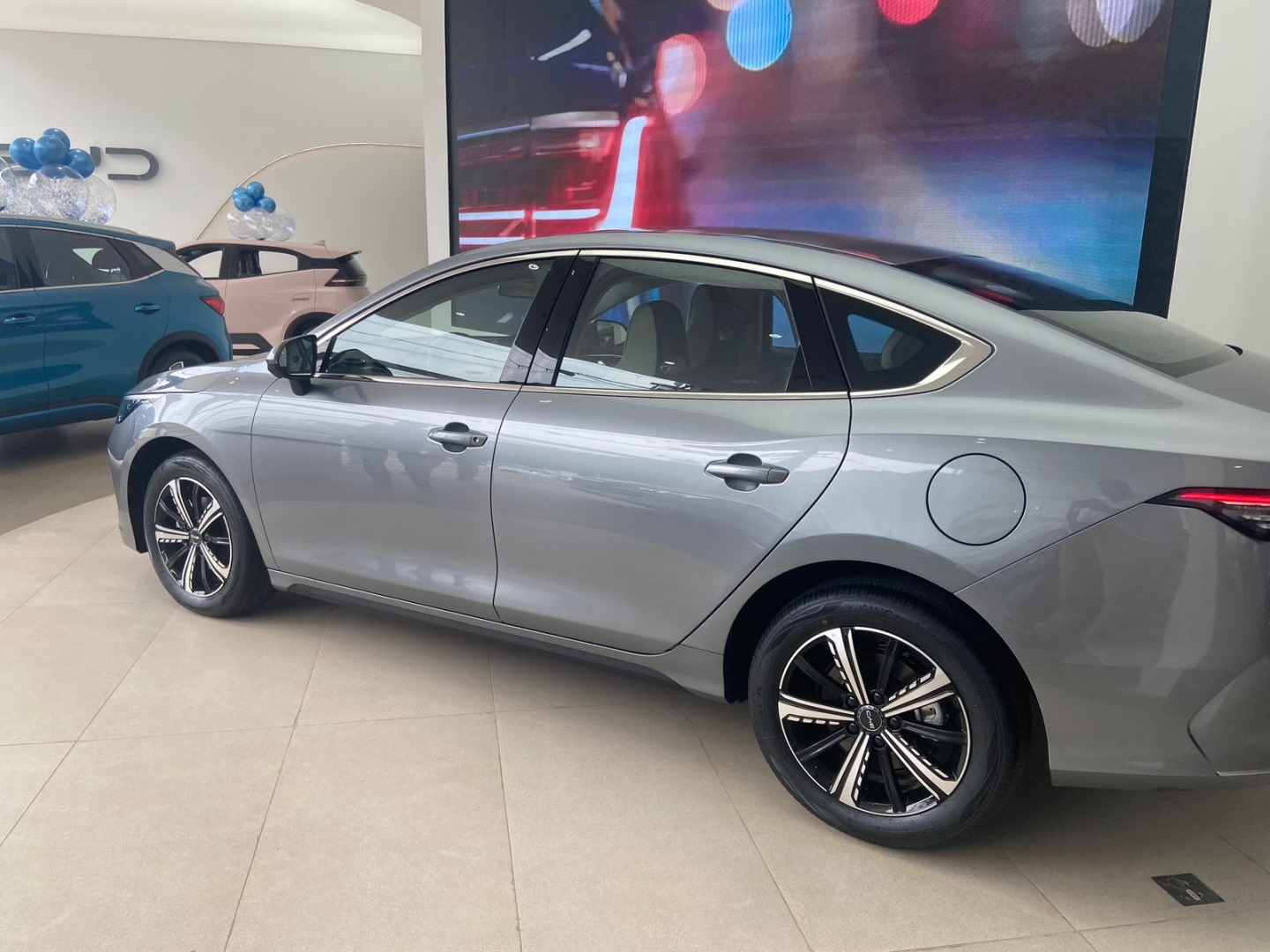 KING 1.5 DM-I PHEV GL AUTOMÁTICO6