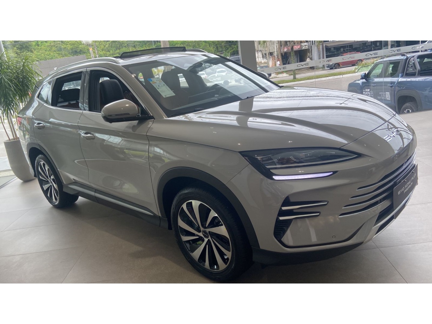 SONG PLUS PREMIUM 1.5 DM-I TURBO HÍBRIDO AWD AUTOMÁTICO2