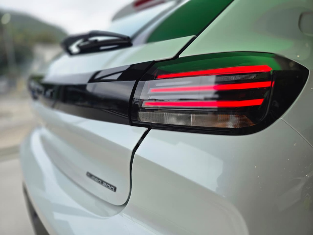 208 1.0 TURBO 200 FLEX ALLURE CVT5