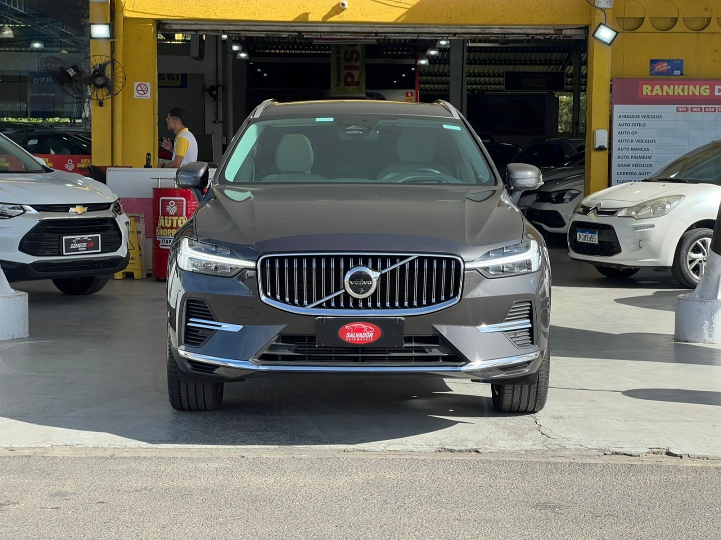 VOLVO XC60