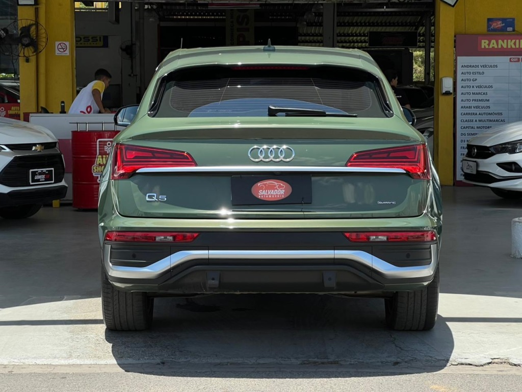AUDI Q5