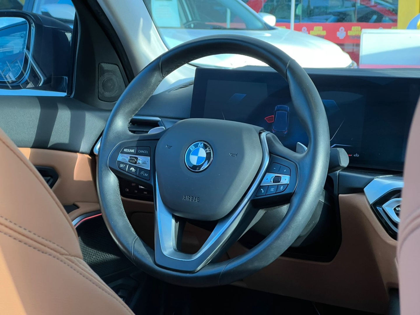 BMW 320i