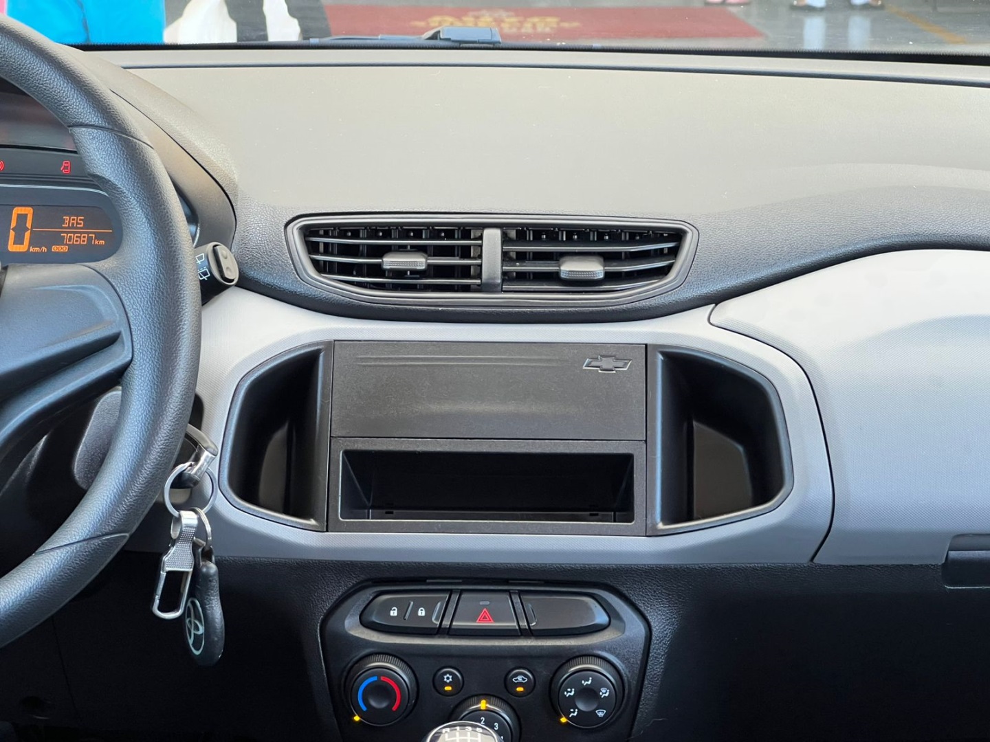 CHEVROLET ONIX