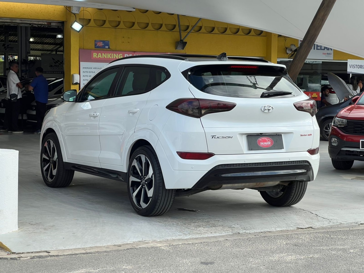 HYUNDAI TUCSON