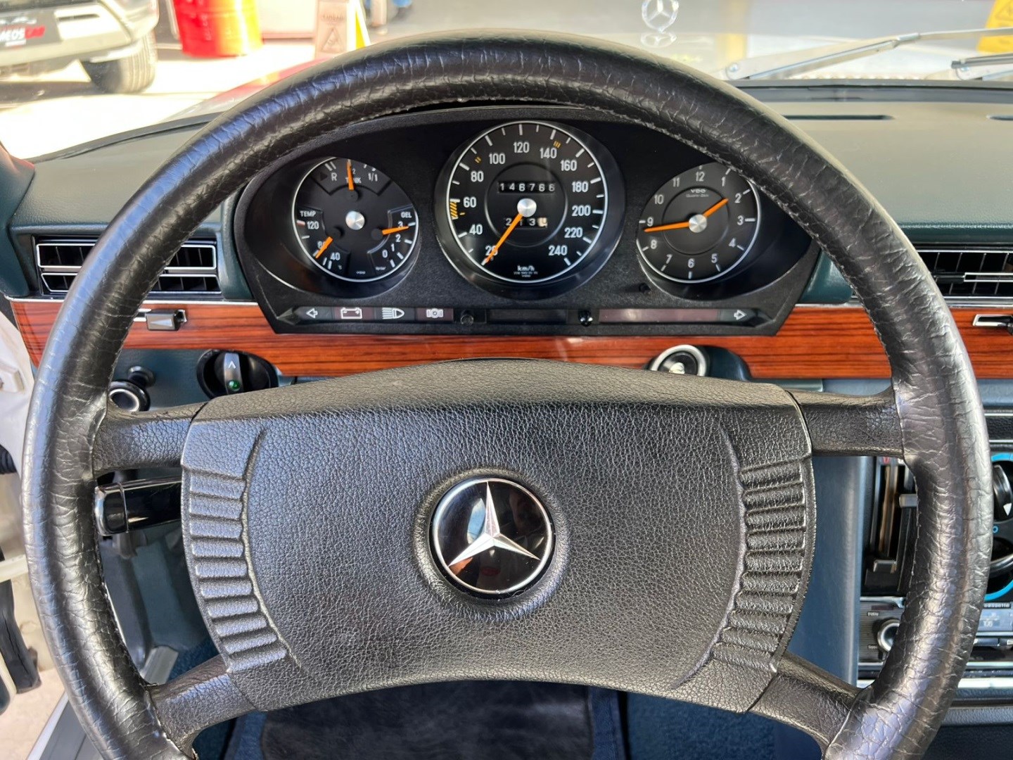 MERCEDES-BENZ 280 S
