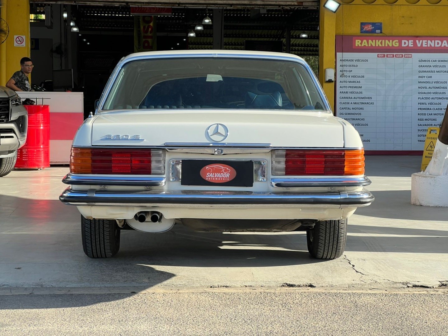 MERCEDES-BENZ 280 S