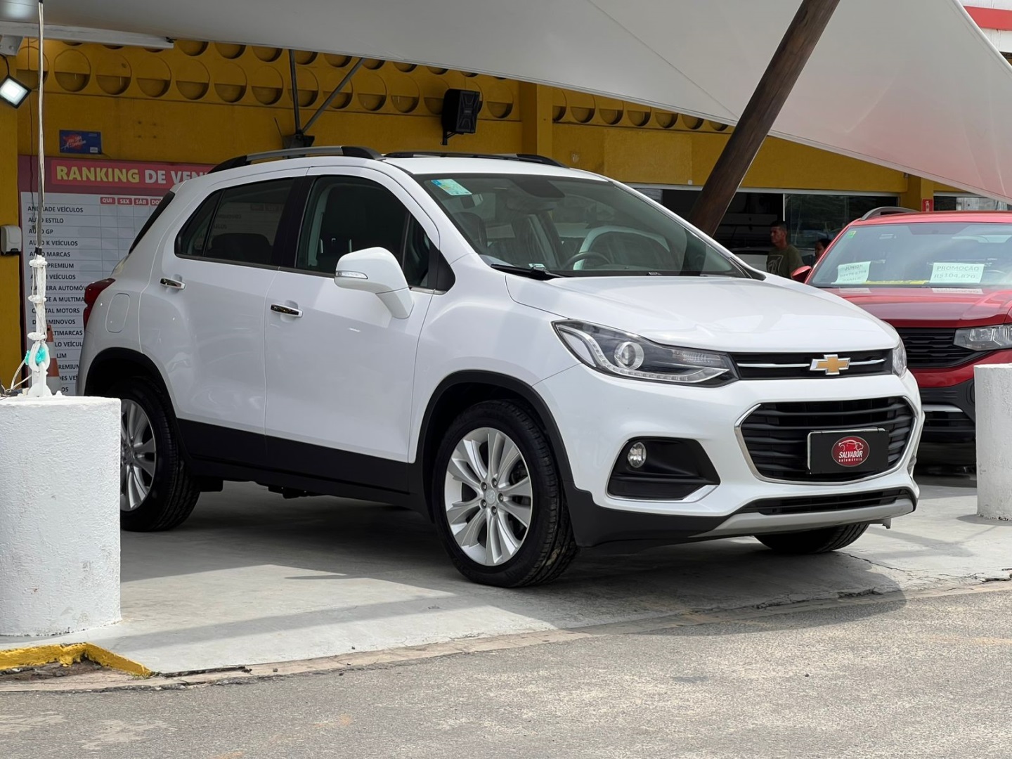 CHEVROLET TRACKER