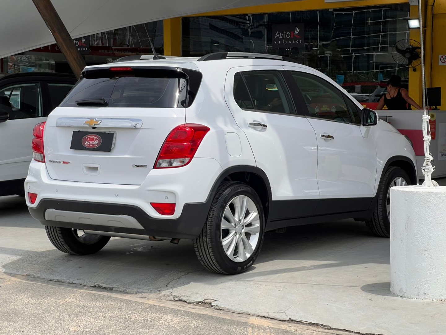 CHEVROLET TRACKER