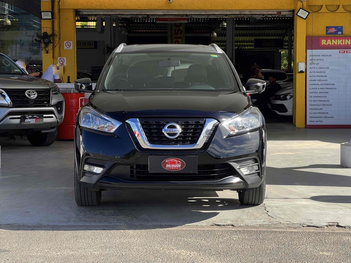 NISSAN KICKS