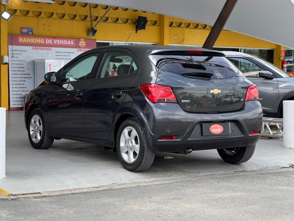 CHEVROLET ONIX
