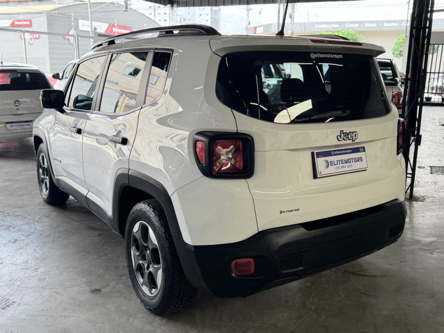 JEEP RENEGADE 1.8 16V FLEX SPORT 4P AUTOMÁTICO