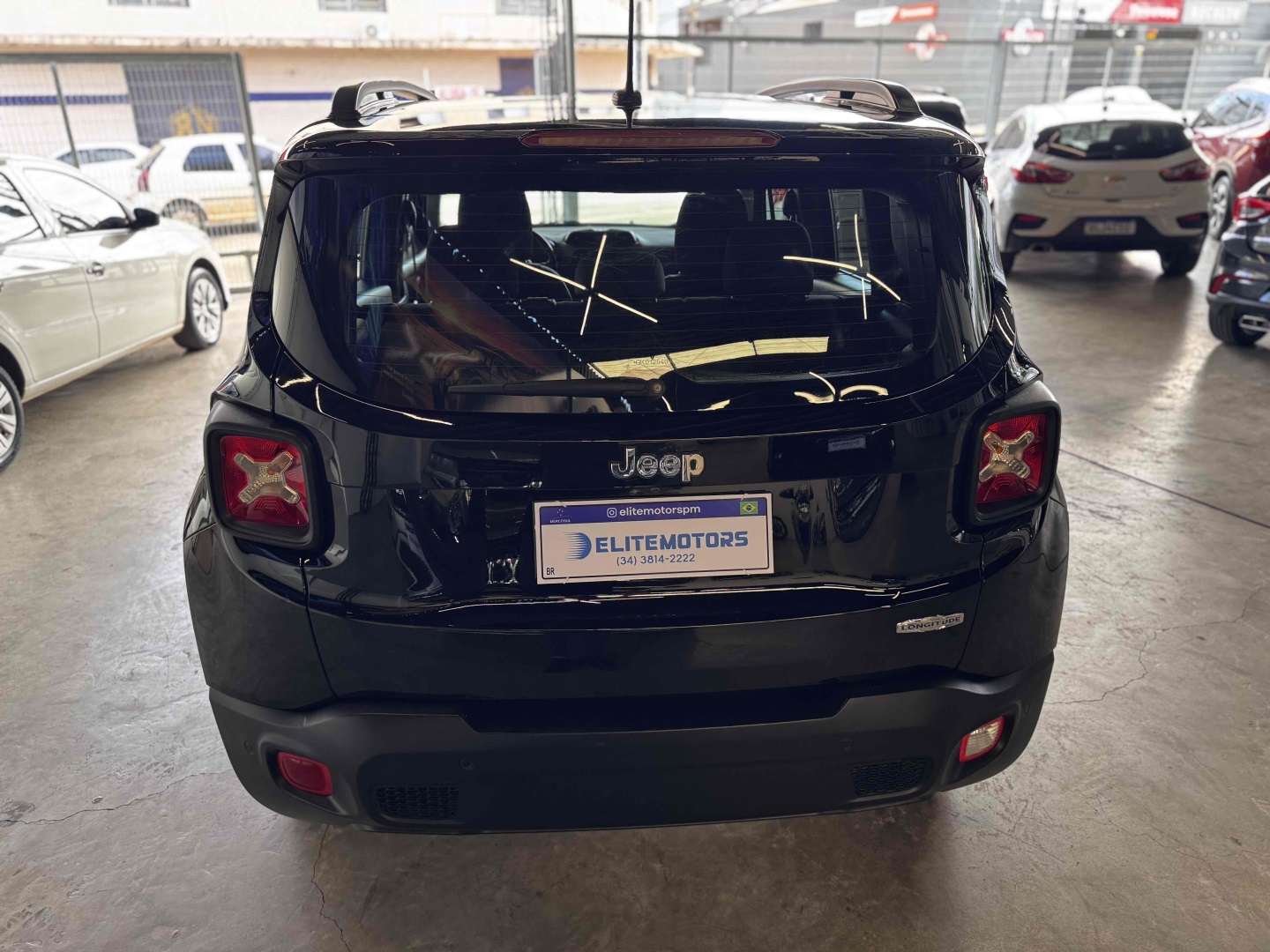 JEEP RENEGADE 1.8 16V FLEX LONGITUDE 4P AUTOMÁTICO